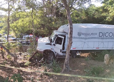 Accidente en Huejutla deja dos muertos y dos heridos tras choque frontal