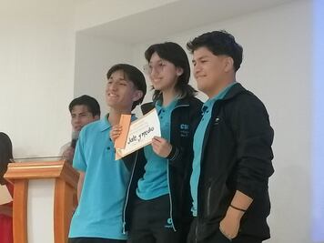 Estudiantes presentan productos listos para el mercado en la Emprende Expo ICAP 2025