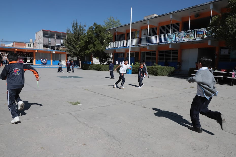 Más de 119 mil alumnos de Hidalgo participaron en revisiones del programa Vida Saludable | Foto: Luis Soriano