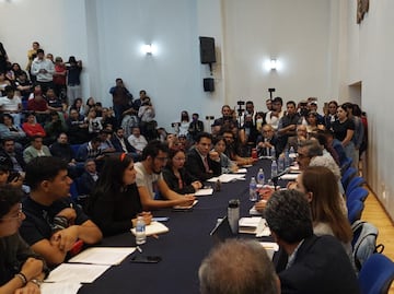 Dos Institutos y una Escuela Superior de la UAEH comienzan mesas de dialogo