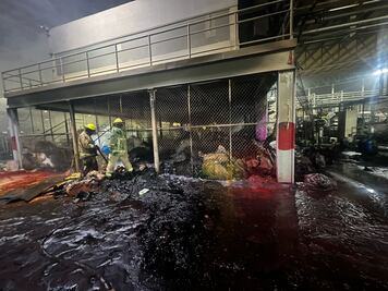 Sofocan incendio en el área de tintorería de la fábrica Texnova en Tulancingo