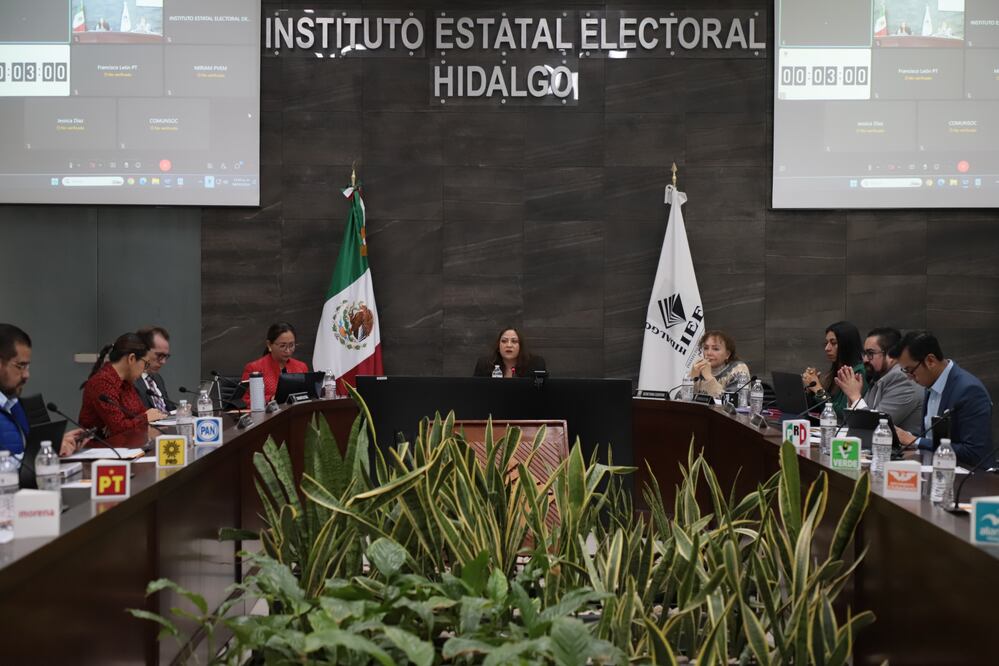 La consejera Miriam Saray Pacheco Martínez también inició juicios contra María Magdalena González Escalona, en los cuales la acusó, entre otras cosas, de ejercer violencia política de género en su contra, aunque esta conducta se descartó por parte de las autoridades electorales jurisdiccionales.