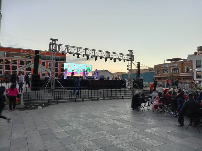 Desvíos y cierres en Pachuca por la súper posada navideña | Foto: Arturo Torres