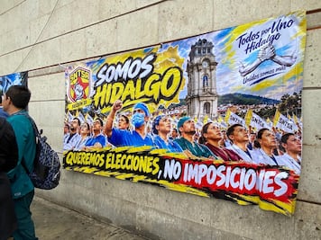Trabajadores del Hospital General de Pachuca exigen renovar dirigencia del SNTSA