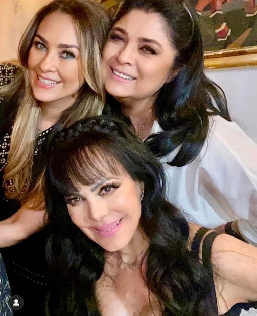 Maribel Guardia y Victoria Ruffo comparten secretos de abuelitas  | Fcebook: Maribel Guardia