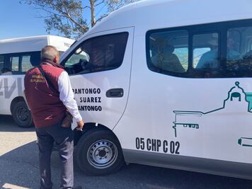 Tras revisión se llevan al corralón cuatro unidades de la empresa AVM, por irregularidades