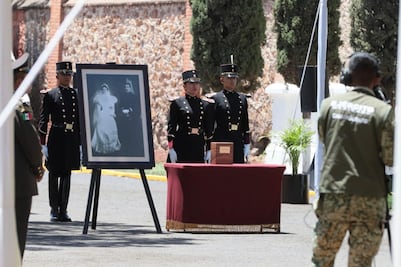 Después de 105 años se reencuentran Clara Krause y Felipe Ángeles 
