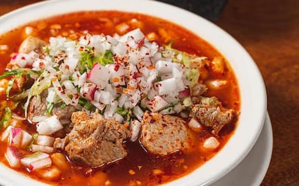 Pozole, platillo preferido por 82% de mexicanos en las fiestas patrias