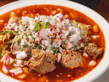 Pozole, platillo preferido por 82% de mexicanos en las fiestas patrias