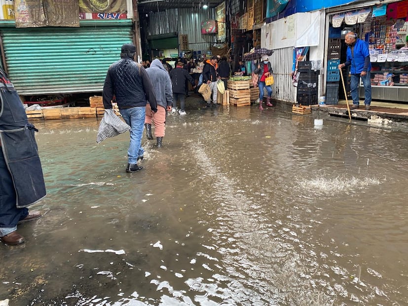La central de abastos fue afectada por las lluvias I Foto: Luis Soriano
