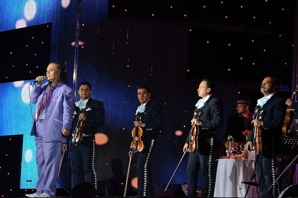 Concierto entre el bosque y las velas; rendirán homenaje a Juan Gabriel en Mineral del Chico | Foto: Wikimedia Commons