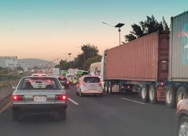 Continúan generando caos vial obras de mantenimiento sobre la México-Pachuca
