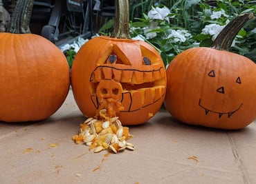 Molango celebra tradición y creatividad con concursos de calabazas en la Laguna de Atezca