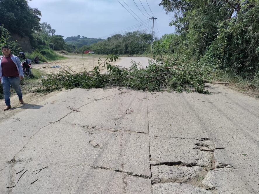 Dos trabajadores de obras públicas fueron retenidos por nueve horas | Foto: Francisco Bautista