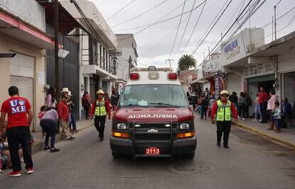 Construirán una subestación de Bomberos, según prometió alcalde de Tulantepec
