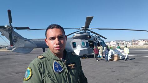 "Mucha fuerza Hidalgo": piloto de la Fuerza Aérea que lleva ayuda a comunidades