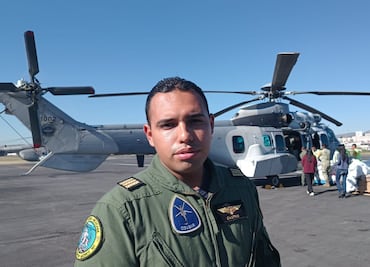 "Mucha fuerza Hidalgo": piloto de la Fuerza Aérea que lleva ayuda a comunidades