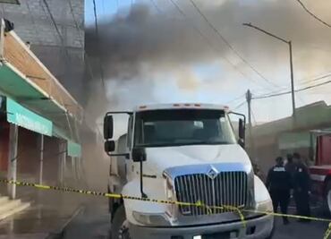 Incendio en zapatería desata solidaridad comunitaria en Ixmiquilpan