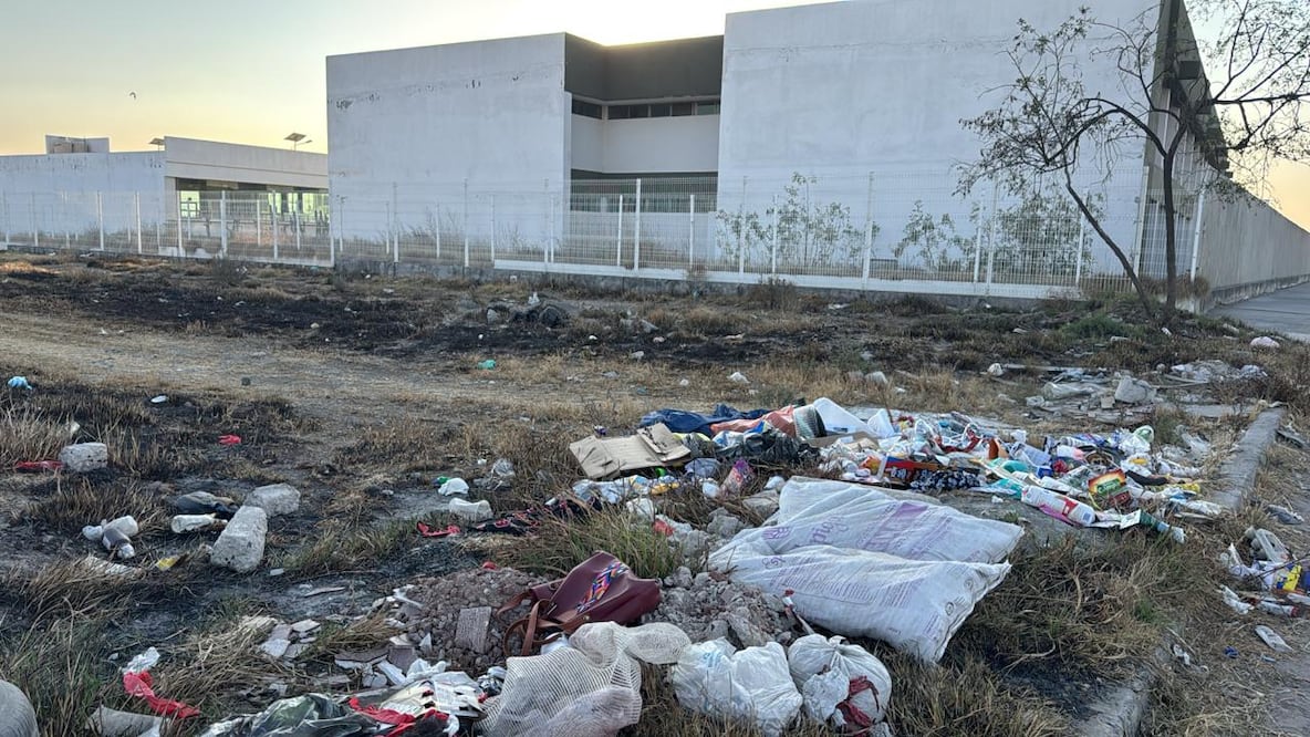 La multa por tirar basura en el municipio de Tizayuca puede alcanzar hasta 300 Unidades de Medida y Actualización (UMA) | Foto: Javier Quezada