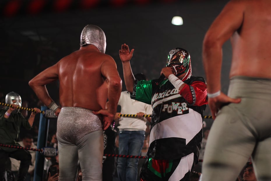 El Hijo del Santo se despide de Tulancingo en emotiva gira del adiós | Foto: especial