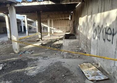 Hallan un cadáver en una pileta dentro de un predio en el barrio El Lobo