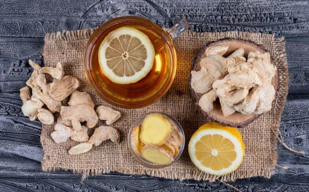 Explorando los beneficios del jengibre para una piel resplandeciente. Fuente: Freepik.