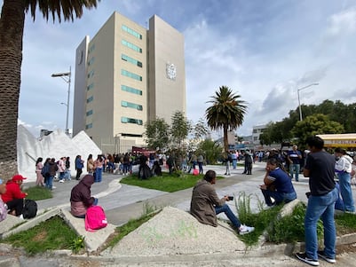 Regresan a las aulas más de 57 mil alumnos de la UAEH, en inicio de semestre