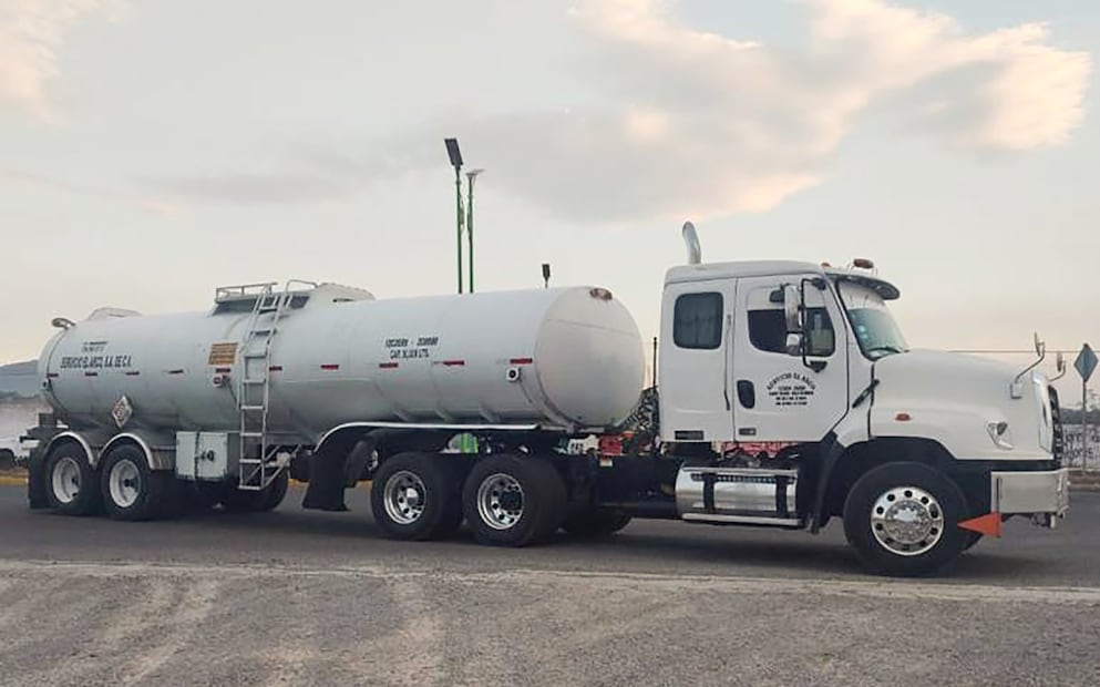 En filtros carreteros y operativos confiscan 101 unidades con hidrocarburo robado | Foto: Especial