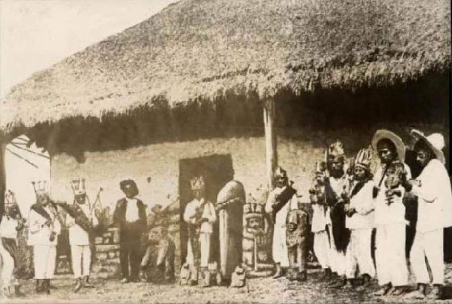 Vestigios arqueológicos de la Huasteca Hidalguense permanecen bajo la maleza y el abandono en Yahualica | Foto: especial