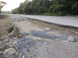 Amenazan con bloqueo del libramiento Tres Huastecas por adeudos de constructora