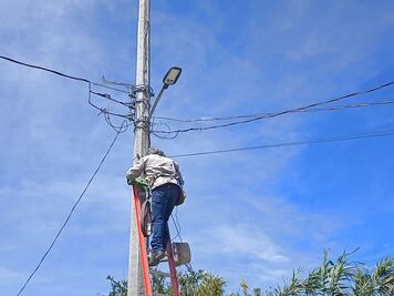 Ixmiquilpan avanza en renovación de luminarias; rechazan presiones tras licitación