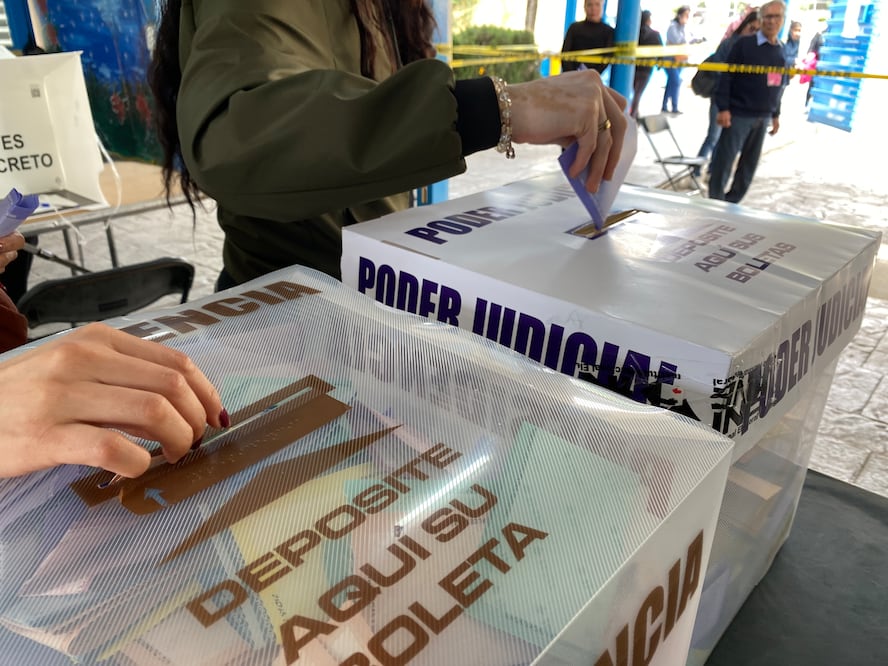 Rufino León Tovar, extitular de la Secretaría de Movilidad y Transporte de Hidalgo, fue electo para integrarse al Tribunal de Disciplina judicial junto con la queretana Celia Maya | Foto: Luis Soriano