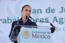 Sheinbaum inicia entrega de tarjetas de vivienda en San Quintín