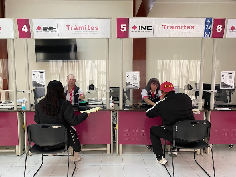 INE Hidalgo destruye cerca de 500 credenciales no recogidas | Foto: Luis Soriano