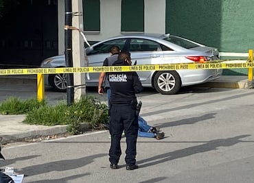 Hallan a hombre sin vida en plena vía pública en Pachuca