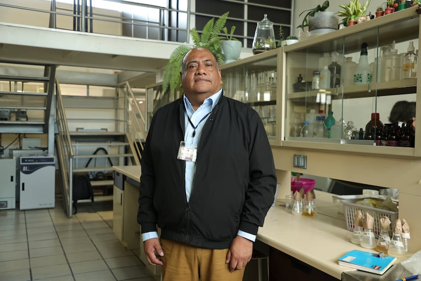 ¡Del lirio acuático a la industria! Investigador de la UPP convierte un problema ambiental en innovación