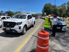 La invasión al carril del Tuzobús, en tres puntos del bulevar Felipe Ángeles