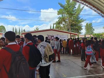 SEPH refuerza medidas sanitarias por regreso a clases de más de 569 mil alumnos