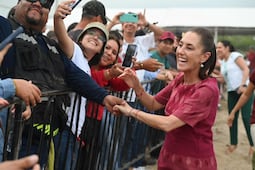 Sheinbaum concluye gira por Colima, Aguascalientes y San Luis Potosí con entrega de apoyos y supervisión de obras