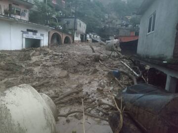 Sube a 22 el número de muertos en Hidalgo por lluvias