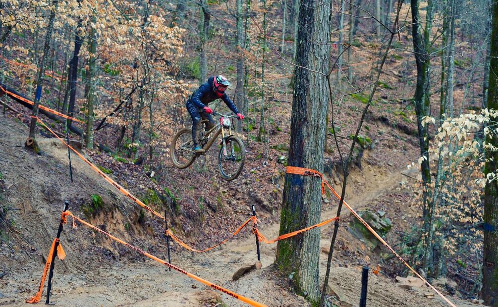 Peña del Zumate se consolida como sede nacional de downhill con vibrante competencia ciclista | Foto: Pexels