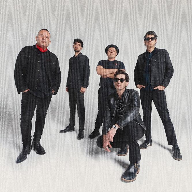 Facebook: División Minúscula