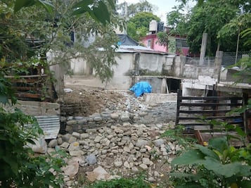 Habitantes de Huejutla protestarán por demolición de puente que unía dos barrios