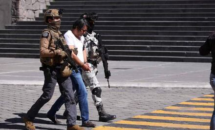 Conoce a los 7 funcionarios del Estado de México que fueron detenidos en Operativo Enjambre; uno más se quitó la vida en aprehensión 