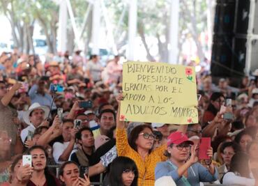 Quiere AMLO que pensión del Bienestar sea mensual