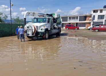Tromba en Tulancingo deja afectaciones en casas, vía pública y drenes