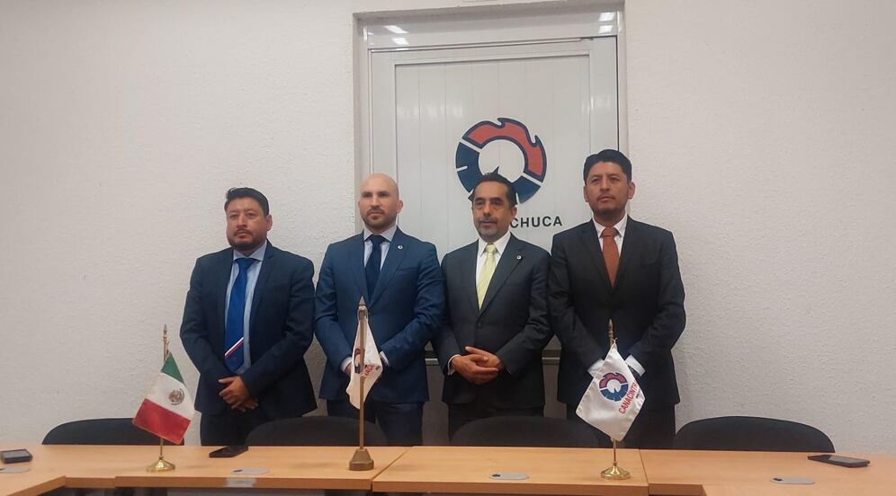 Antonio García Lobato asume la presidencia de Canacintra Pachuca