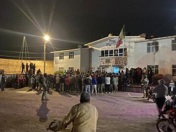 Disturbios en Santa Ana Hueytlalpan tras intento de detención federal