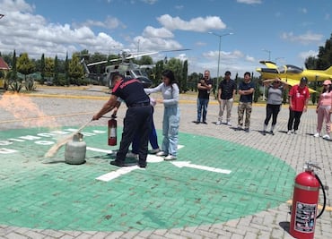 Comerciantes de Tizayuca reciben capacitación en protección civil y primeros auxilios