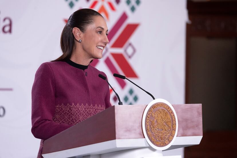 Sheinbaum exhorta a proteger a menores de plataformas digitales